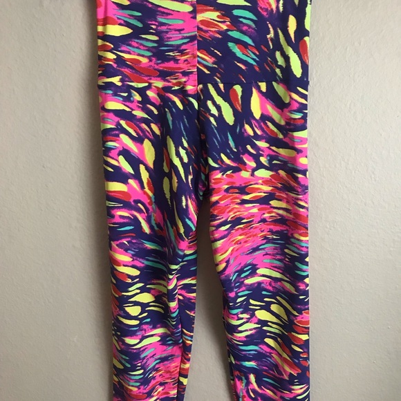 5 Pair of Neon Patterned High Quality Leggings. Made in Brazil. - Picture 2 of 8